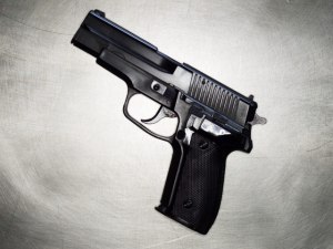 handgun284443