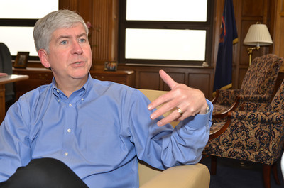New Gov Snyder-S